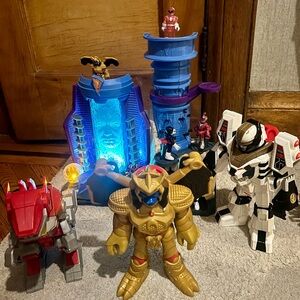 Power Ranger Action Figure Playset with Goldar